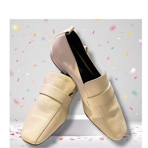 NWOB Jeffrey Campbell White Slip-On Loafers